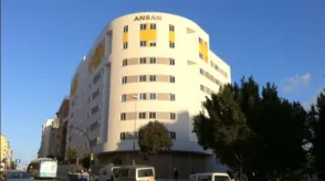 Local comercial en Avenida Carlos de Haya, 30