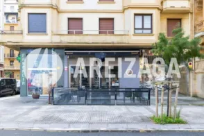 Local comercial en calle de Zabaleta, 51