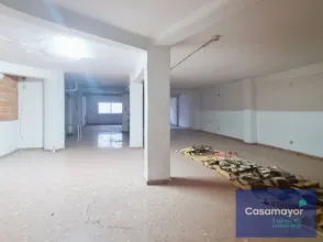 Local comercial en Avenida del Conde de Lumiares