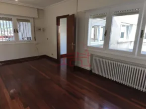 Piso en Ezkurdi