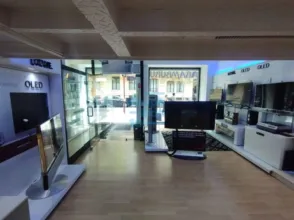 Local comercial en calle de Prim, 36