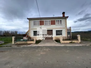 Casa en Bustillo de Villarcayo