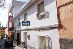 Casa en calle calle Higuera Clavelicos, 9