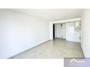 Apartamento en calle Pelenes, 10