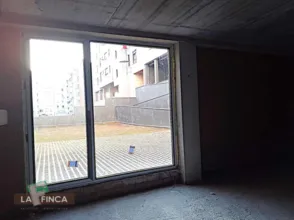 Local comercial en calle de Carreño