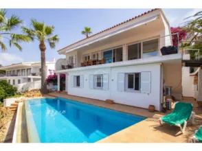 Chalet en Cala Llonga