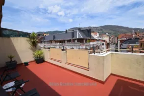 Penthouse in calle del Monte Gamonal