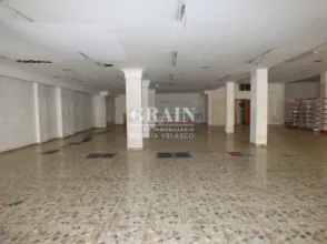 Local comercial en Industria