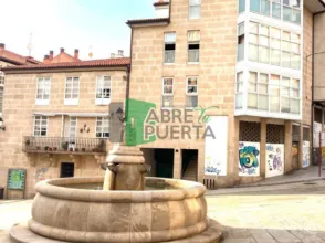 Local comercial en Plaza de San Cosme
