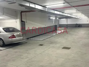 Garaje en calle de Nicaragua