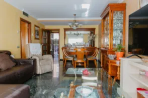 Chalet en Singuerlín-Les Oliveres-Can Franquesa-Guinardera