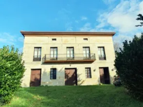 Chalet en Bárcena de Cicero