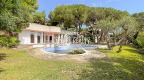 Chalet en Canyelles-La Montgoda