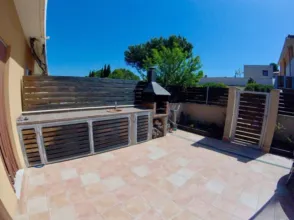 Chalet en Fenals-Santa Clotilde