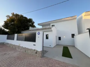 Chalet en calle