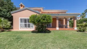 Chalet en Costa Natura