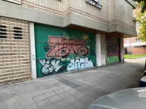 Local comercial en calle de Iñigo Arista, 22