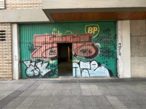 Local comercial en calle de Iñigo Arista, 22
