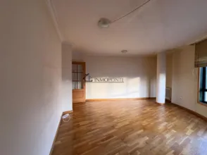 Piso en Xusgados