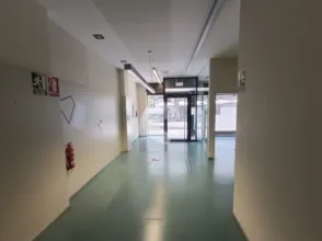 Local comercial en calle de Florentino Cuevillas