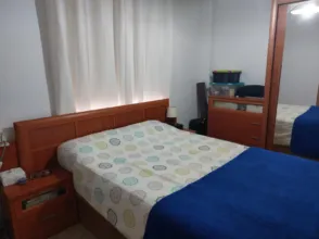 Apartamento en Plus Ultra Con  Colegio La Paz