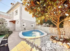 Casa en Fenals-Santa Clotilde