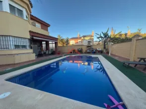 Casa en , Pueblo