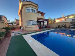 Casa en , Pueblo