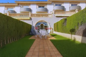 Casa adosada en Nucli Urbà