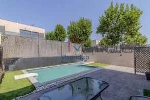 Casa pareada en Barrio Pueblos Guadalajara