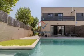 Casa pareada en Barrio Pueblos Guadalajara