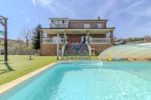 Chalet en calle de Valdehondilo