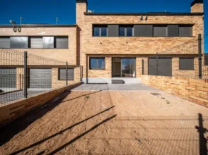 Chalet en calle de Soto del Henares, 34