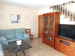 Chalet pareado en Avenida de la Torre