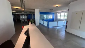 Nave comercial en Poligono Romica