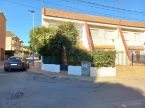 Casa adosada en calle del Gascón
