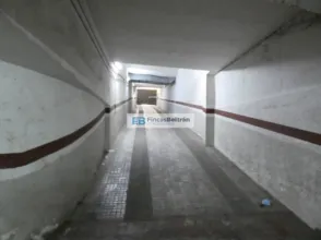 Garaje en Avinguda de les Corts Valencianes