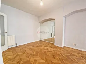 Apartamento en calle de Azcona