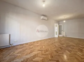Apartamento en calle de Azcona