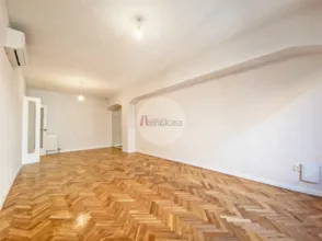 Apartamento en calle de Azcona