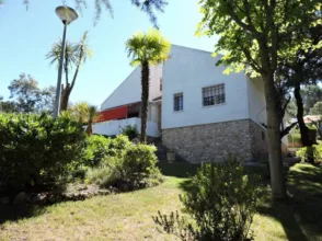 Chalet en calle de las Encinas