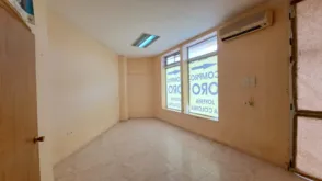 Local comercial en Avenida de Santa Ana, nº s/n