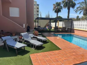 Chalet unifamiliar en calle Flamencos