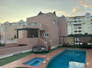 Chalet unifamiliar en calle Flamencos