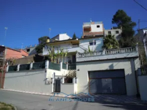 Chalet unifamiliar en Carrer del Baix Llobregat, 24