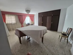 Piso en calle de Romero Pozo