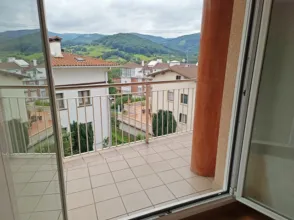 Piso en calle de Arraskularre, 1