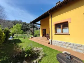 Single-family house in Camino Toriello, nº 12