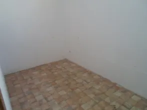 Local comercial en Alejandro San Martín Doktorearen Kalea