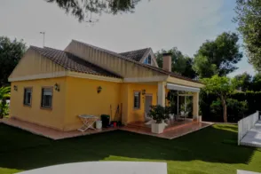 Chalet en calle Urbanización Charca, nº S/N